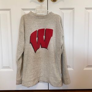 Wisconsin pullover